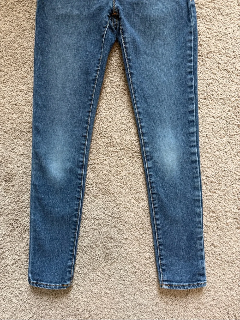 GAP Girls Denim Jeggings in Medium Blue Wash ~ size 8